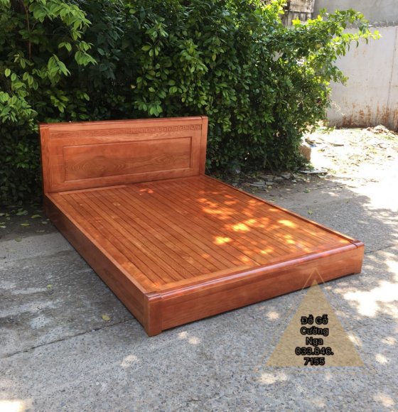 Giường Nhật Sát Đất Gỗ Sồi Nga Vạt Phản Màu Xoan 