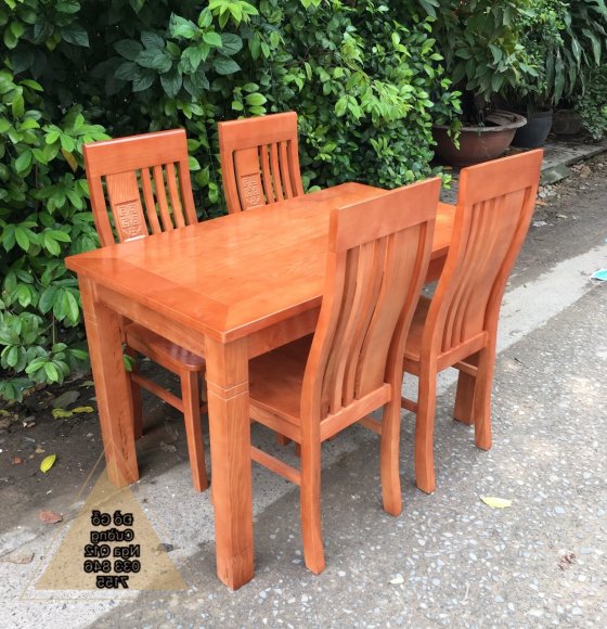Bàn Ăn 4 Ghế Gỗ Sồi Nga - Mẫu Mặt Liền 1m2