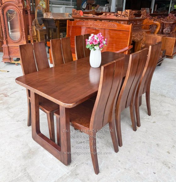 Bàn Ăn Gỗ Sồi Nga 6 Ghế Màu Óc Chó - Mẫu Chân Choãi - Mặt Bàn Gỗ