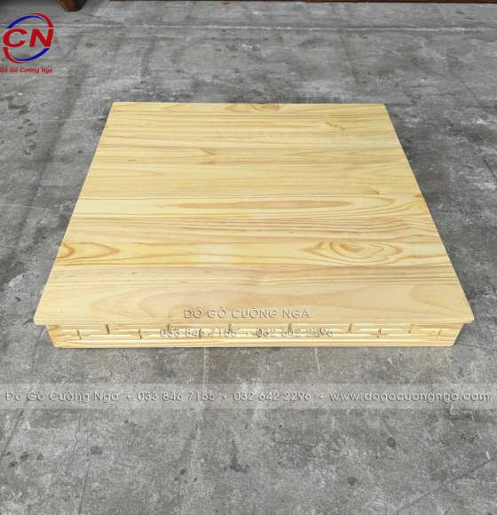 Đế Kê Bàn Thờ Ông Địa - Thần Tài Gỗ Thông