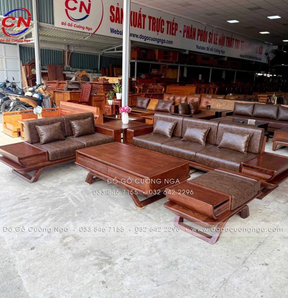 Sofa 2 Văng Gỗ Sồi Nga Màu Óc Chó Mẫu Cánh Tiên Kèm Nệm Da Tối