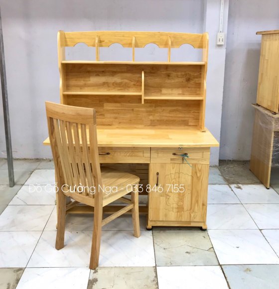 Bàn Học Sinh Gỗ Thông Kèm Kệ Sách 1m Và 1m2 