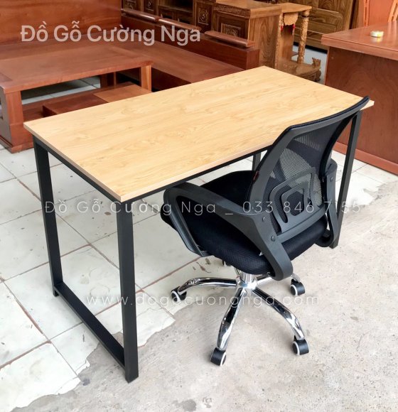 Bàn Làm Việc Chân Sắt Mặt Gỗ MDF Kèm Ghế Xoay 