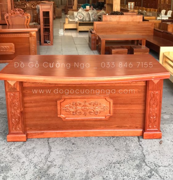 Bàn làm việc giám đốc gỗ xoan đào 1m6 - mẫu hoa dây 
