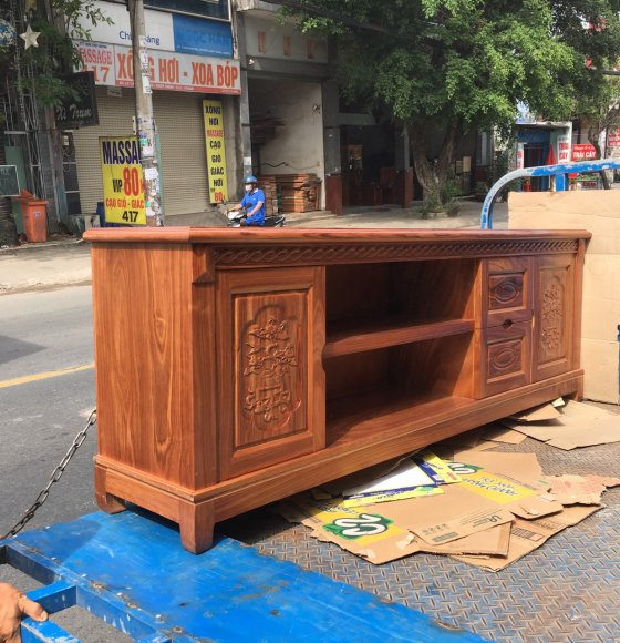 Kệ tivi gỗ hương xám mẫu nhật quẩy 2m hiện đại 