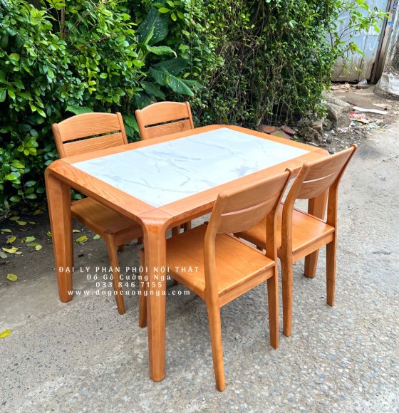 Bộ bàn ăn gỗ sồi nga 4 ghế mặt đá cao cấp - lau màu gõ đỏ đẹp