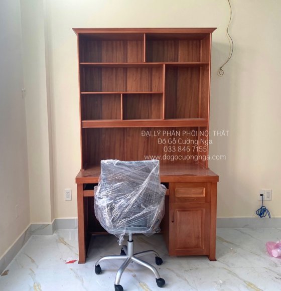 Bộ Bàn Ghế Học Sinh Gỗ Xoan Đào Cao Cấp 1m Và 1m2
