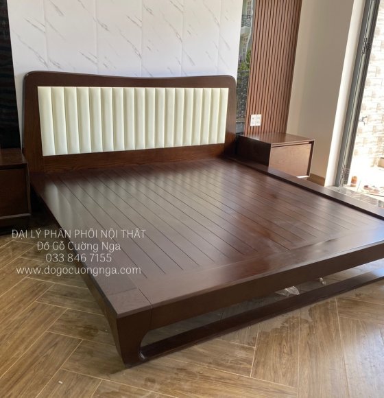 Giường Ngủ Kiểu Nhật Chân Quỳ Gỗ Sồi Lau Màu Óc Chó Bọc Nệm