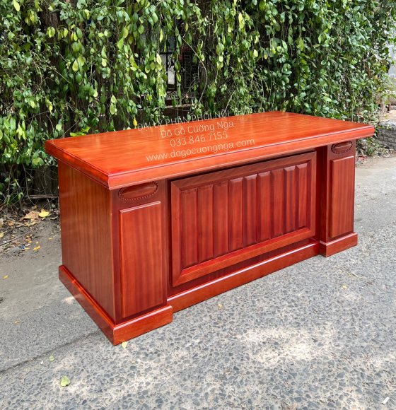 Bàn Làm Việc Giám Đốc Gỗ Xoan Đào 1m67 Phong Thủy Hiện Đại 