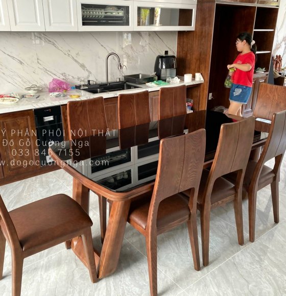 Bộ Bàn Ăn Gỗ Sồi Nga Lau Màu Óc Chó 8 Ghế Chân Choãi Cao Cấp 