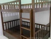 Giường tầng gỗ sồi nga màu óc chó trên dưới 1m4 bàn giao khách Bình Dương 